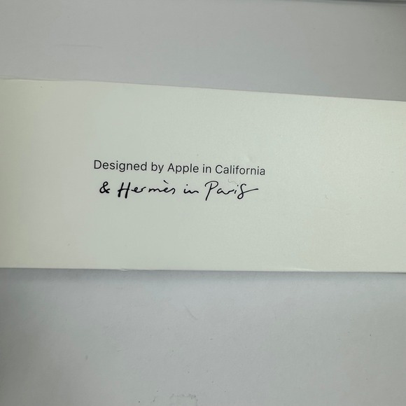 Apple Watch Hermes Orange Rubber Band 42mm Authentic w/ Box - Picture 9 of 10